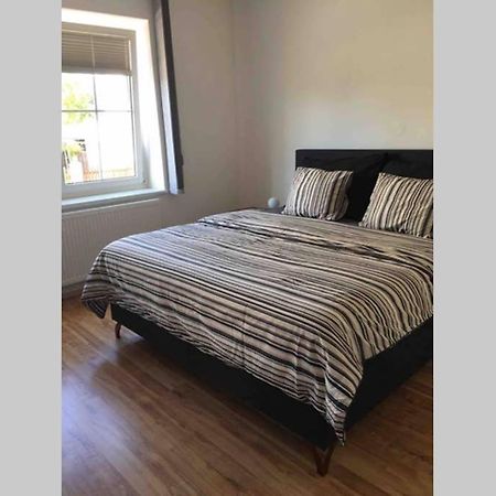 Haus Mit 3 Schlafzimmer Und Garten Amstetten Zewnętrze zdjęcie